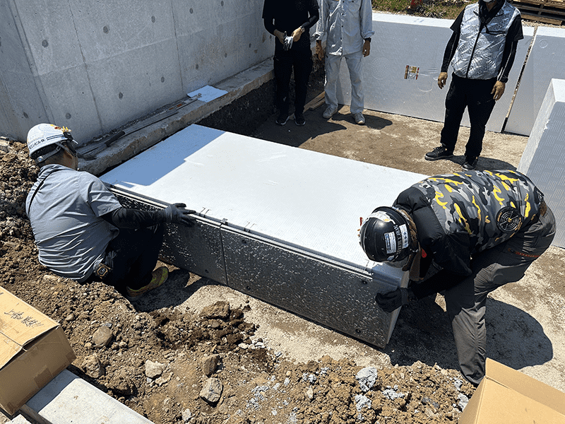 交換可能なEPS保護壁の実施工